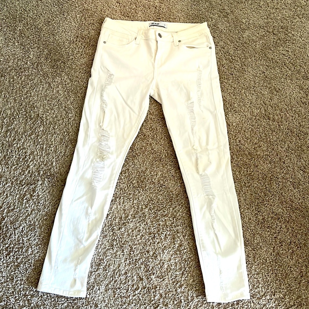 BNWT Just Black Ripped White Jeans